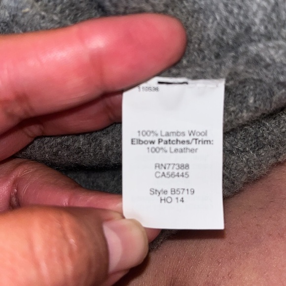 Madewell Leather Trim Cardigan Small excellent pre-owned condition.  Lambs wool. - Picture 7 of 8